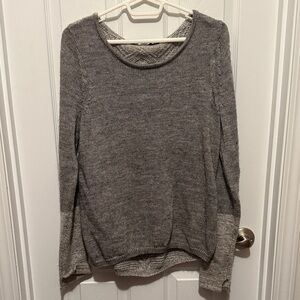 Outback Red Heather Gray Sweater